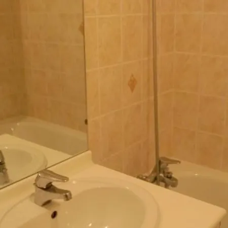 4 Pers Avec Balcon Sud-ouest Proche Pistes - Fr-1-557-21 *